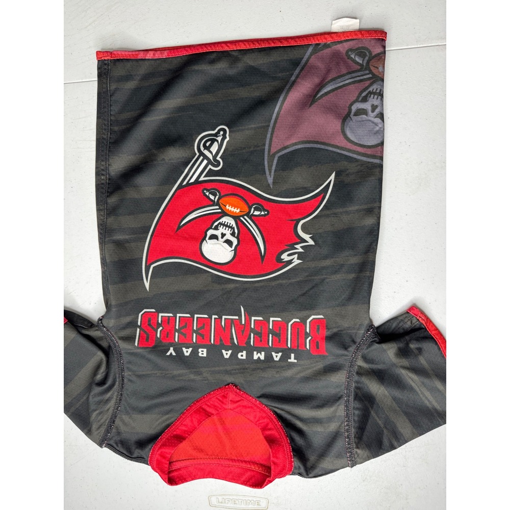 NFL Flag Football Tampa Bay Buccaneers Youth Small Jersey Black Red Camo S